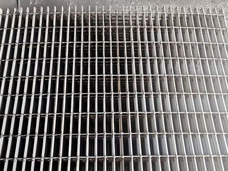 【先唐】烟台不锈钢钢格板 烟台不锈钢钢格板厂家